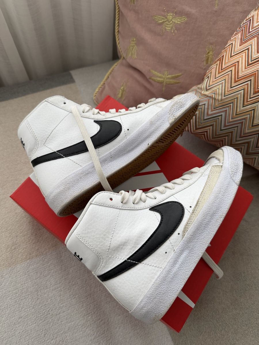 Nike Scarpe da uomo: Nike Sneakers Gr. 35.5 – Usato da Wichtrach venduto da Adriana222 5