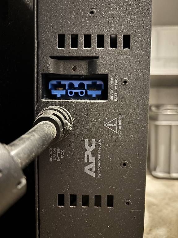Caricatori & Batterie: APC Smart USP X-Series External Battery 48V – Usato da Neuenkirch venduto da Roli_79 2