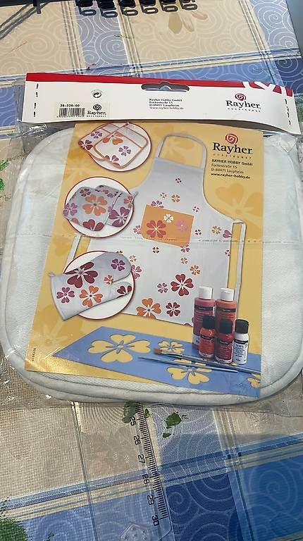 Rayher Kits de loisir créatif: Topflappen zum basteln – Neuf avec emballage d'origine à Schwellbrunn par N_adine-92