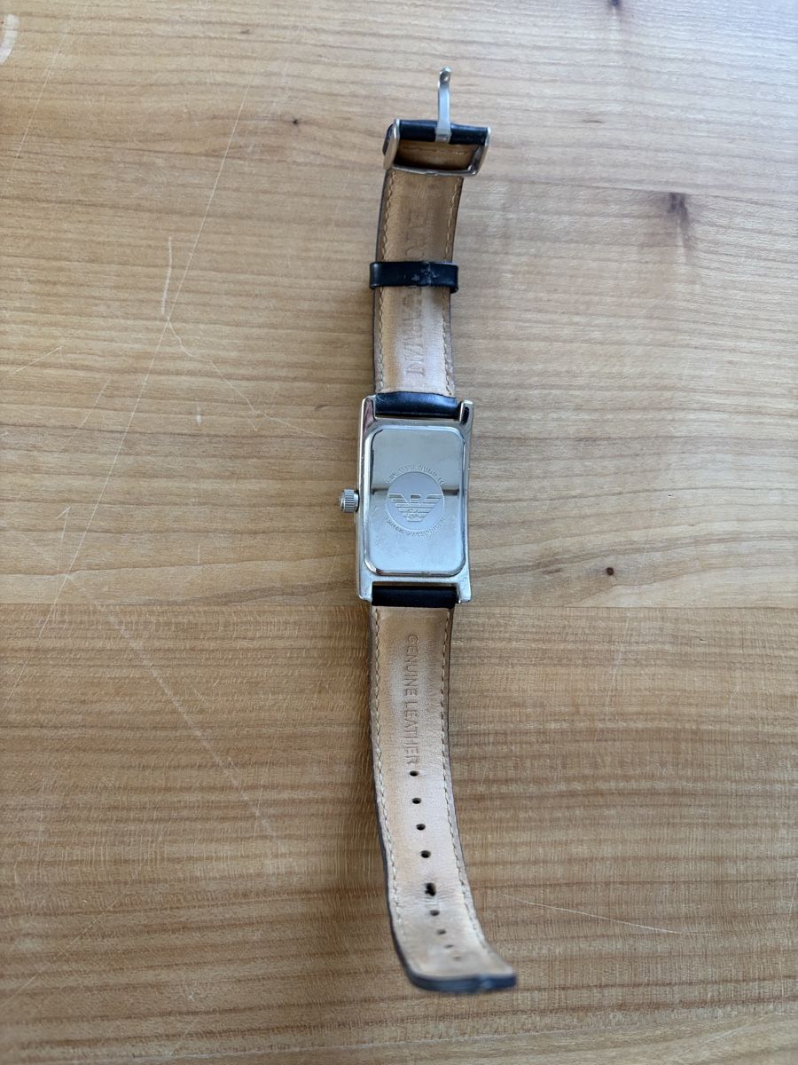 Armani Orologi: Armani Damenuhr mit Lederarmband – Usato da Amlikon-Bissegg venduto da Semi.B. 1