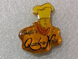 Ansteckpin 43: Cheff's Quarko Naise