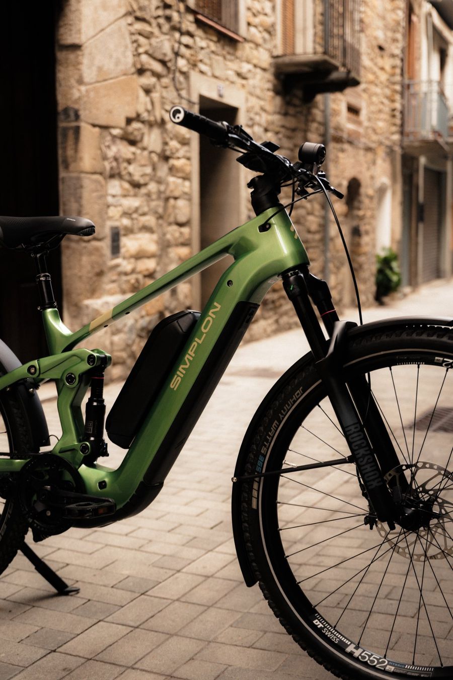 Simplon Velos: Fully E-Bike SIMPLON Stomp Carbon Rohloff E-14 – Neu und originalverpackt aus Glarus von RADARZT 2