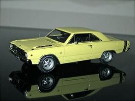 Dodge Dart GTS 1967-1976 hellgelb/schwarz 1:43 von Highway61