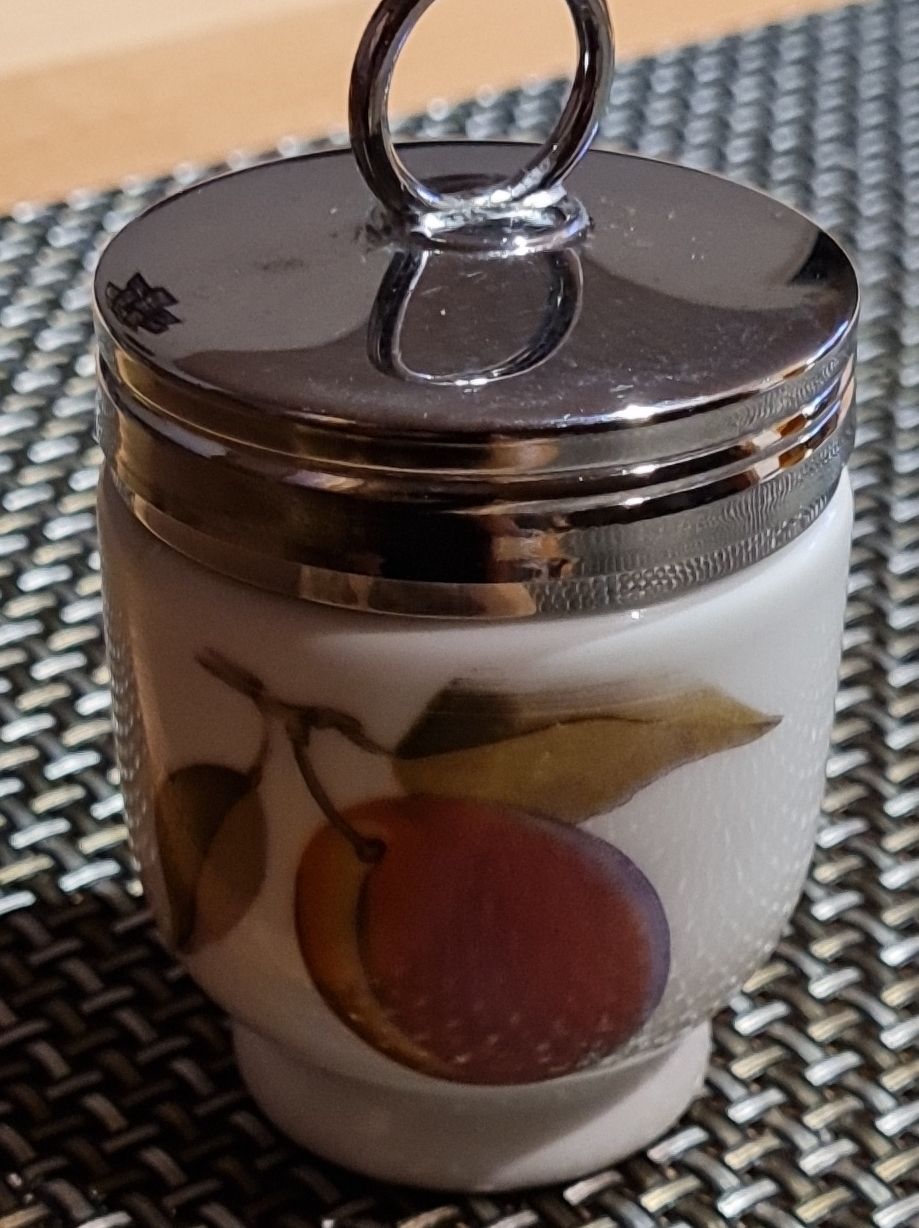 Royal Worcester Autre vaisselle: Coddler Eierbecherli mit Deckel – D'occasion à Münsingen par Cuci31
