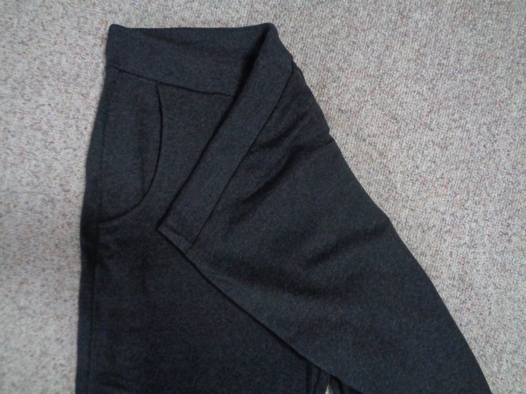Pantaloni: Dunkelgraue Trainer Hose Gr. XL – Nuovo e nell'imballaggio originale da Langenbruck venduto da Gumsi 3
