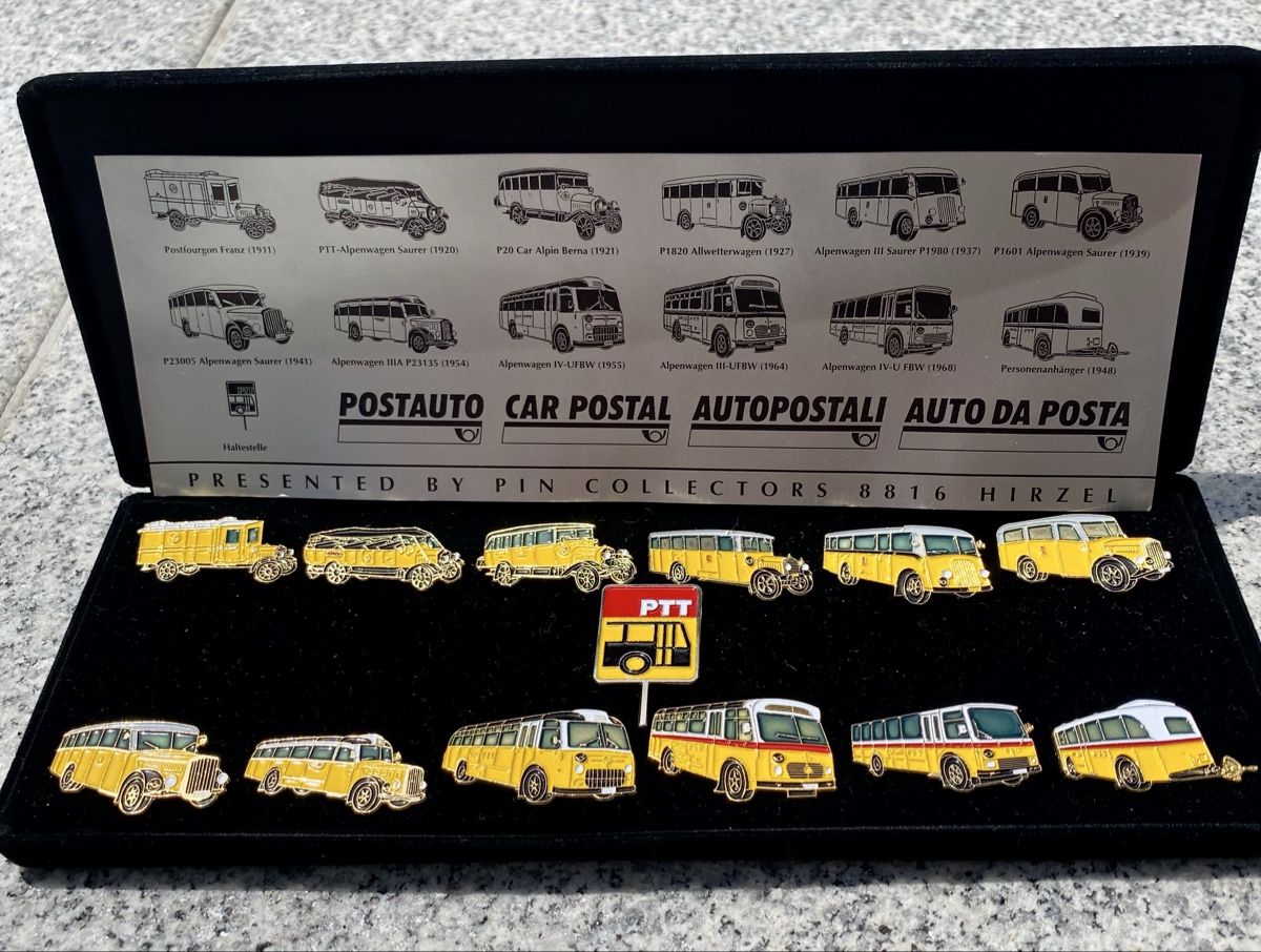 Placchette & Badge: Postauto Sammlung Pin Anstecker 14 Stk. gelb Retro Oldtimer – Usato da Rotkreuz venduto da Once0 3