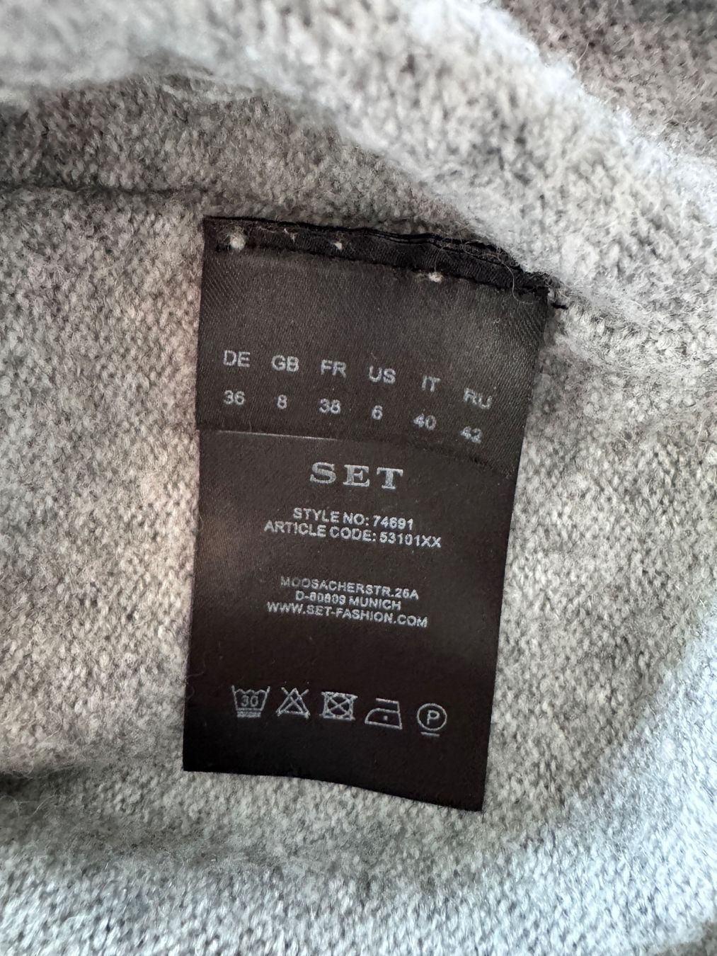Maglioni & Felpe: Grauer Oversized Pullover von Set Grösse S / oversized – Usato da Bertschikon Gossau venduto da chanty_7 2