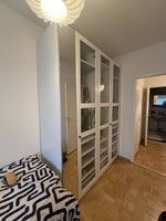 Armoire IKEA PAX blanche, bien équipée