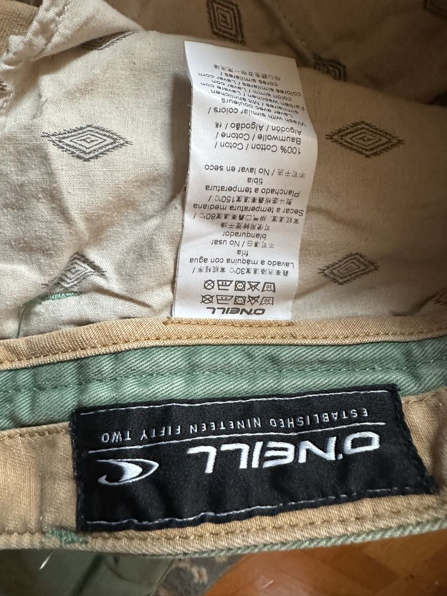 O'Neill Pantaloni: O'NEILL Kurzhose gr 32 – Usato da Uster venduto da bek_v2ct 3