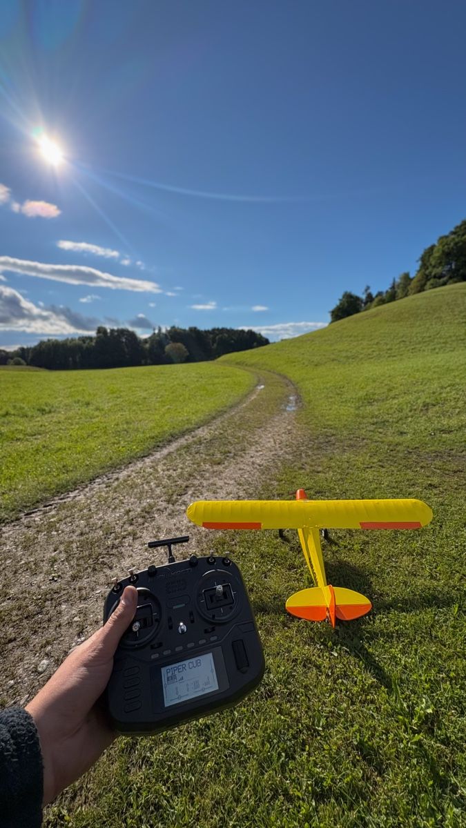 Modellismo RC: RC Flugmodell Piper Cub 180cm Spw – Usato da Hinwil venduto da WeRcVerkauf 3