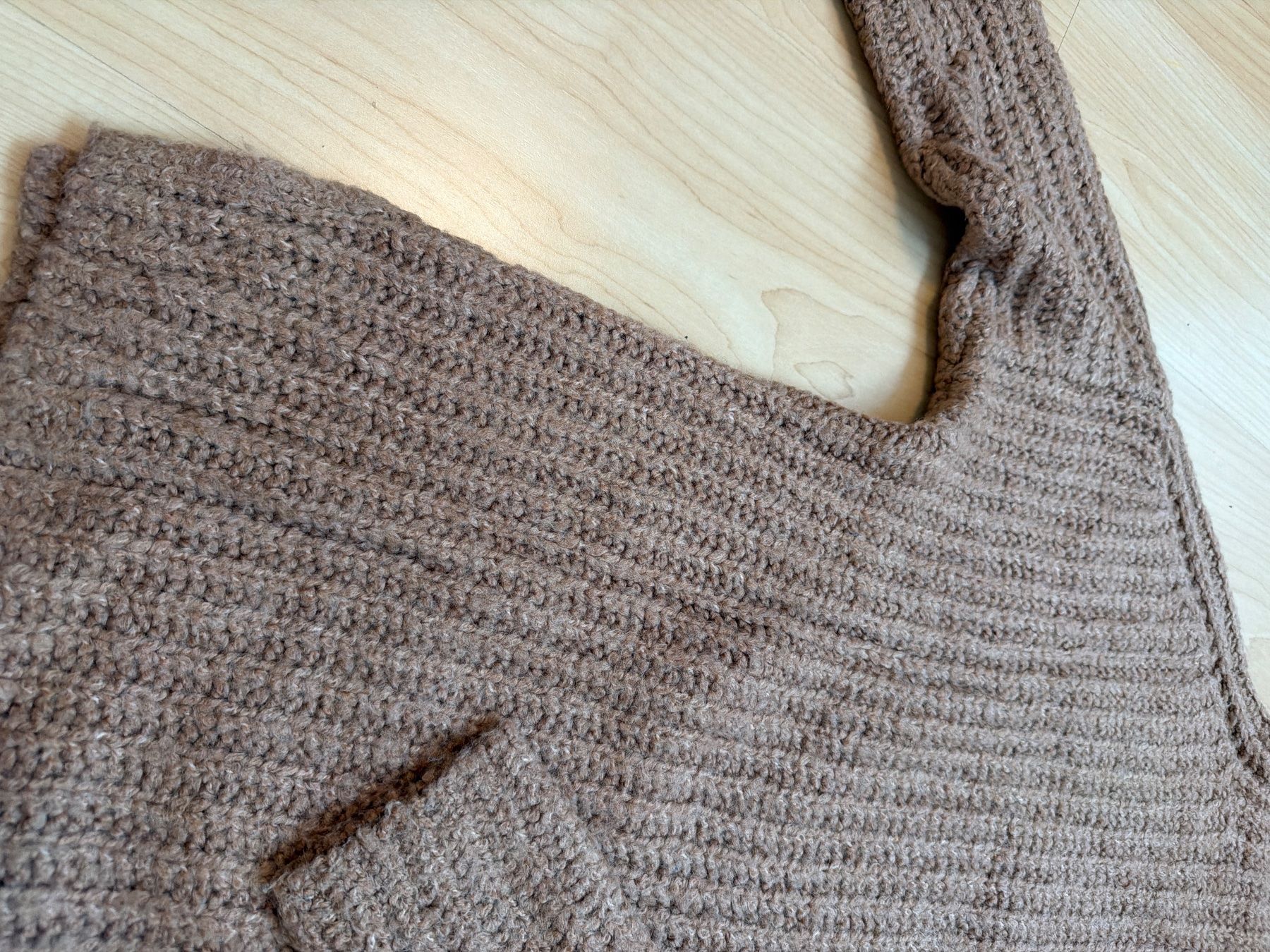 Abercrombie Maglioni & Felpe: Pullover Abercrombie & Fitch braun gerippt beige – Usato da Hettlingen venduto da blu_tb6z 2