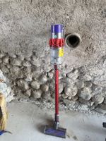 Dyson v10