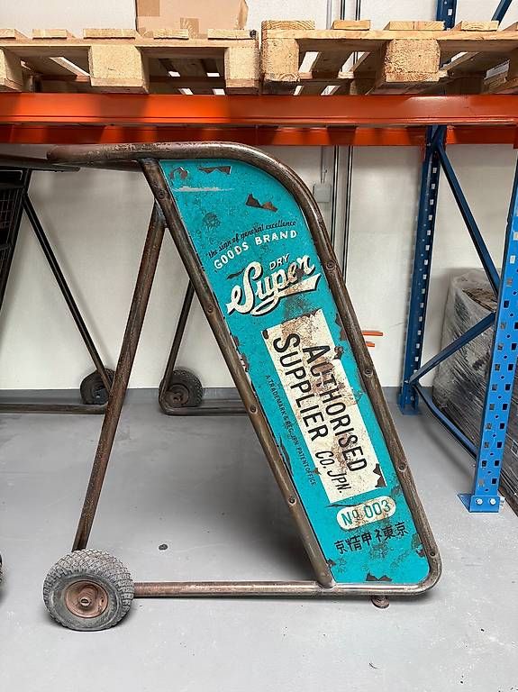 Regale: Vintage Gestelle – Gebraucht aus Aarwangen von dan_lpk6 1