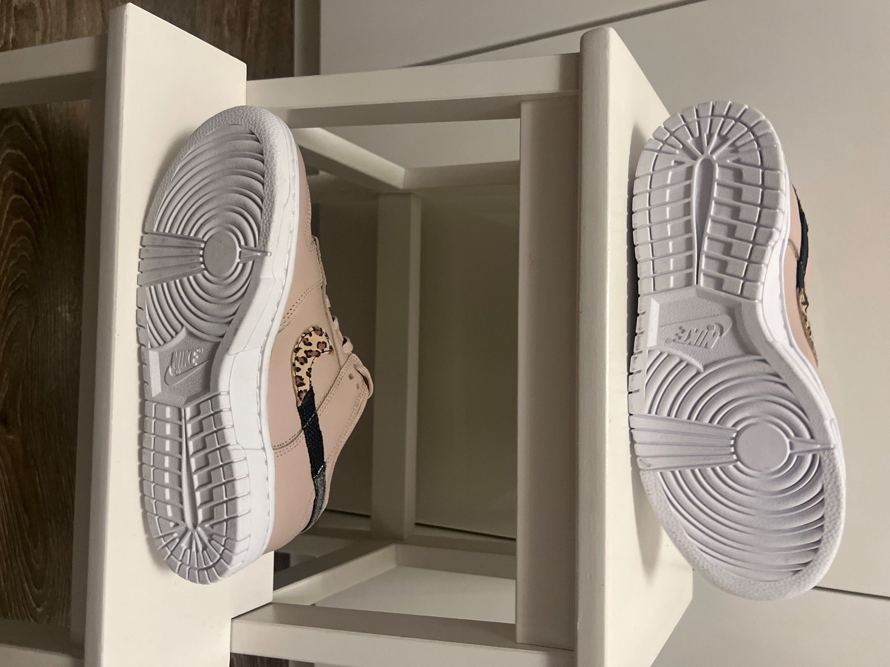 Nike Scarpe da donna: Nike Sneakers Grösse 38.5 – Nuovo (secondo la descrizione) da Weiach venduto da LemonJuice1995 4