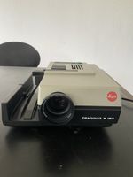 Diaprojektor Leica mit Zubehör