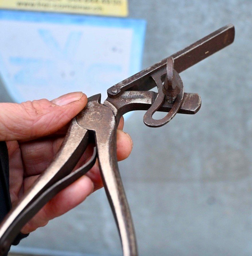 Alle Werkzeuge: antike Schränkzange oder Sägezahn-Setzer – Gebraucht aus Pfaffhausen von mono_rec 6