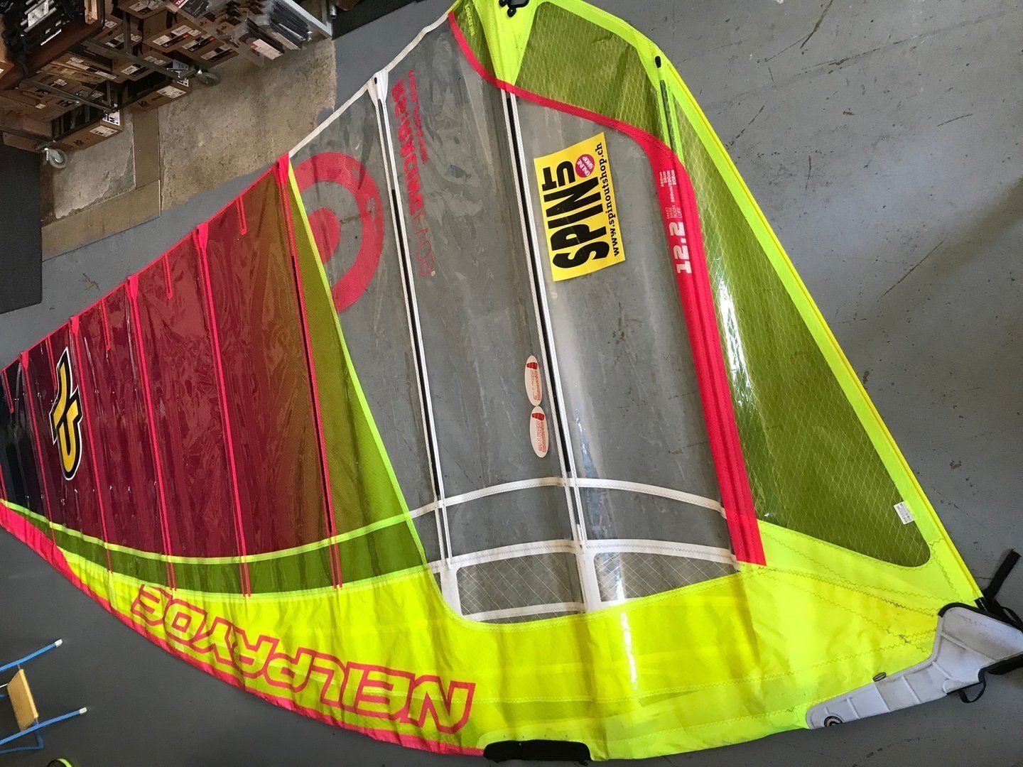 Surf: Windsurfsegel NeilPryde Evo9 12.2m2 – Usato da Lenzburg venduto da Threesixty