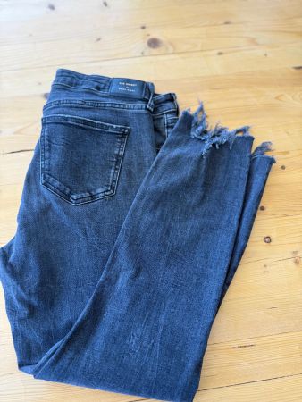 Zara Damen Jeans Gr. 44  grauschwarz