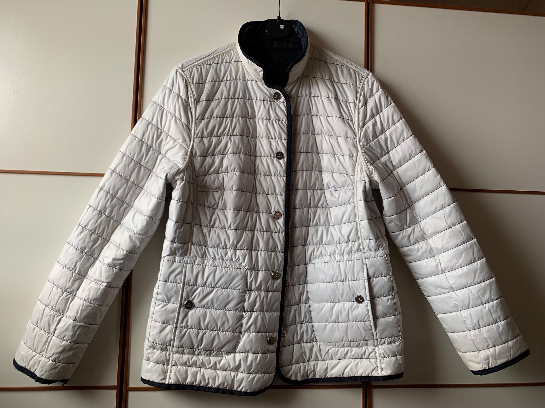 Basler Giacche: BASLER Wende Steppjacke blau/weiss Gr. 42 – Usato da Embrach venduto da Lieblingszeugs 3