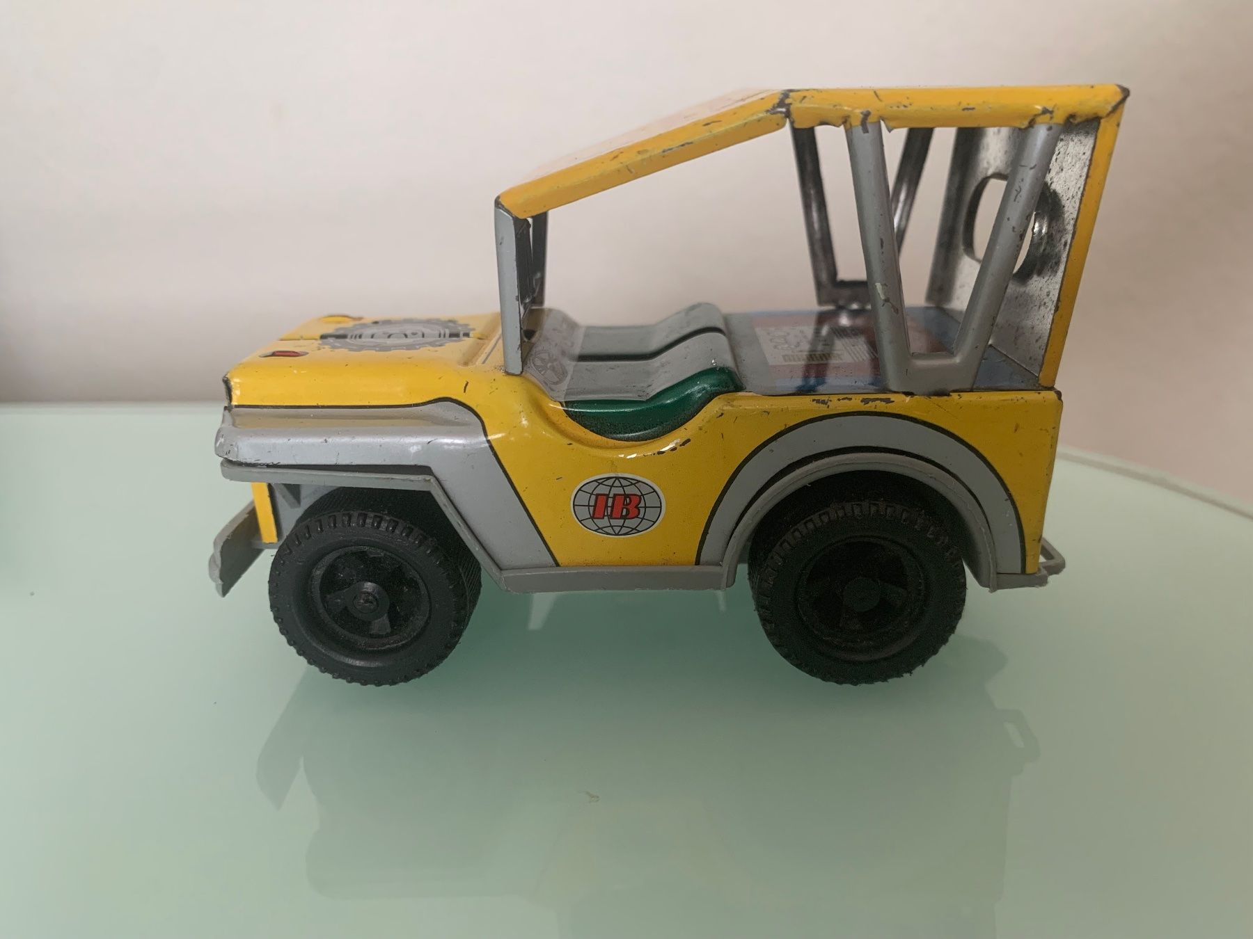 Jeep Modellini d'auto: Petite voiture Payva – Usato da Neuchâtel venduto da Aquila99 1