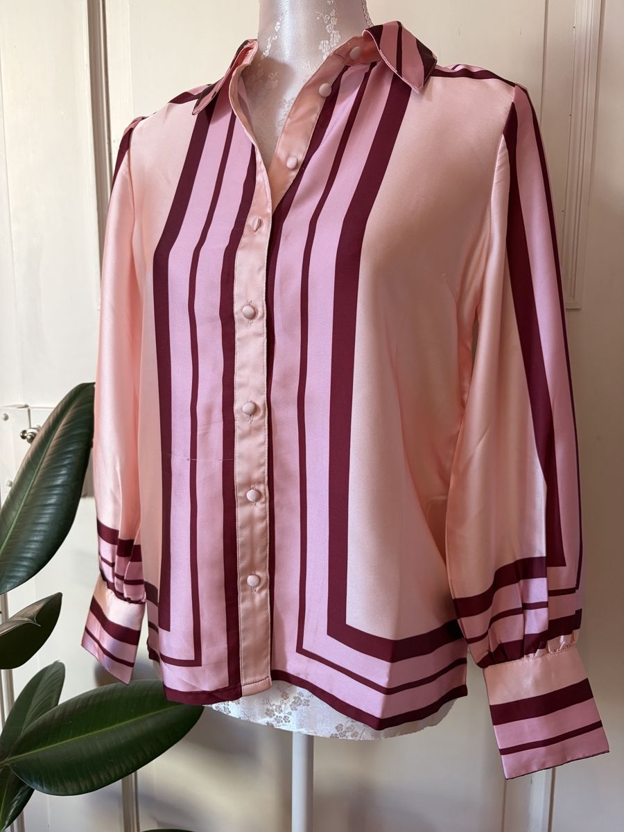 Lots de vêtements: Damen Kleidung 4er Set – D'occasion à St. Gallen par Debi. 7