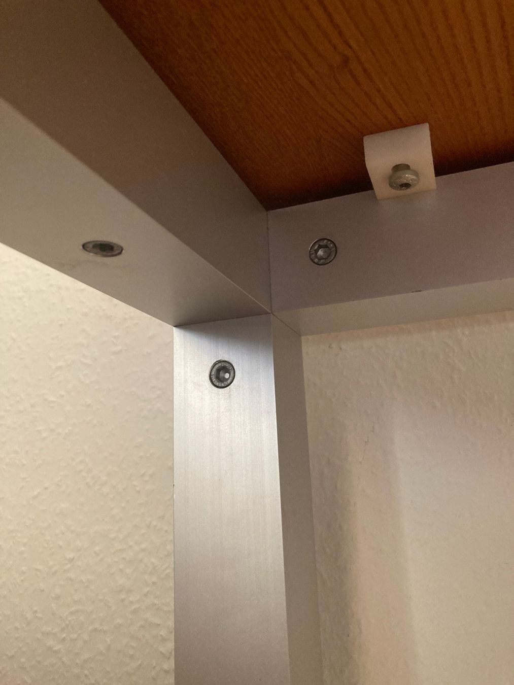 Tische: Moderner Tisch, Eichenholz, Aluminium – Gebraucht aus Basel von Litops 2
