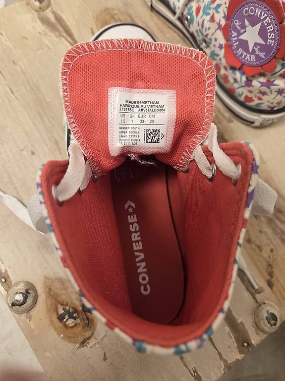 Scarpe da uomo: Converse All Star Gr. 33 – Usato da Volketswil venduto da zacki09 1