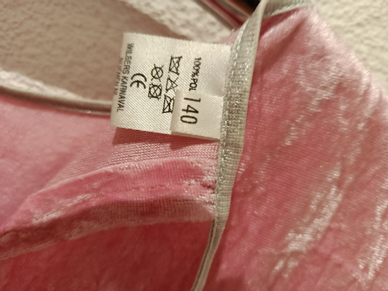 Costumi: Hofdamenkleid Grösse 140 – Usato da Wattwil venduto da sunicheyenne 2