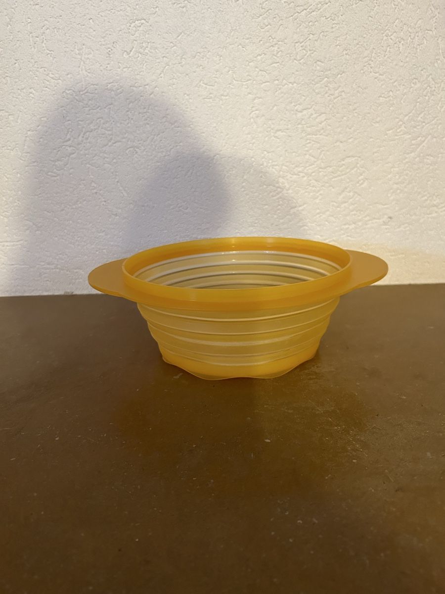 Tupperware Recipients et similaires: Passoire Tupperware – D'occasion à Montsevelier par Batson