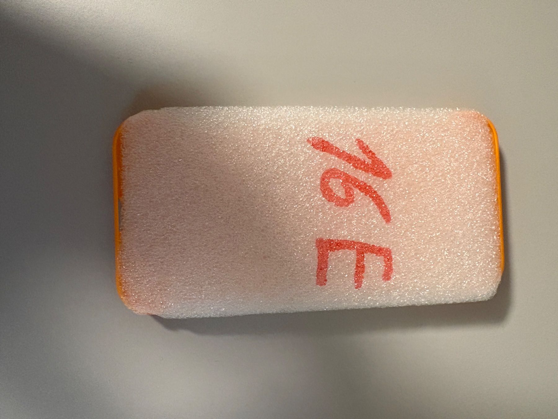 Apple Covers & Schutzfolien: Custodia MagSafe arancione per iPhone 16 - Neu – Gebraucht aus Bürglen UR von Cardosoluis 2