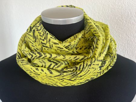 Colora Schal, 27% Seide, Hellgrün/Schwarz, NEU
