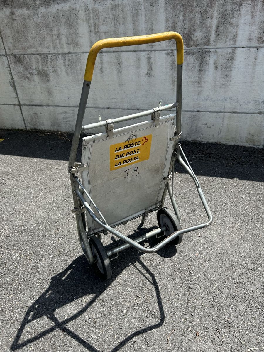 Valigie & Borse: Chariot de poste pliable La Poste Suisse, robuste, parfait é – Usato da Thierrens venduto da Bigla 3