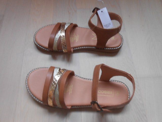 Friboo Scarpe per ragazze: Sandalen  Gr. 34 – Nuovo (secondo la descrizione) da Staad SG venduto da doelf03 2