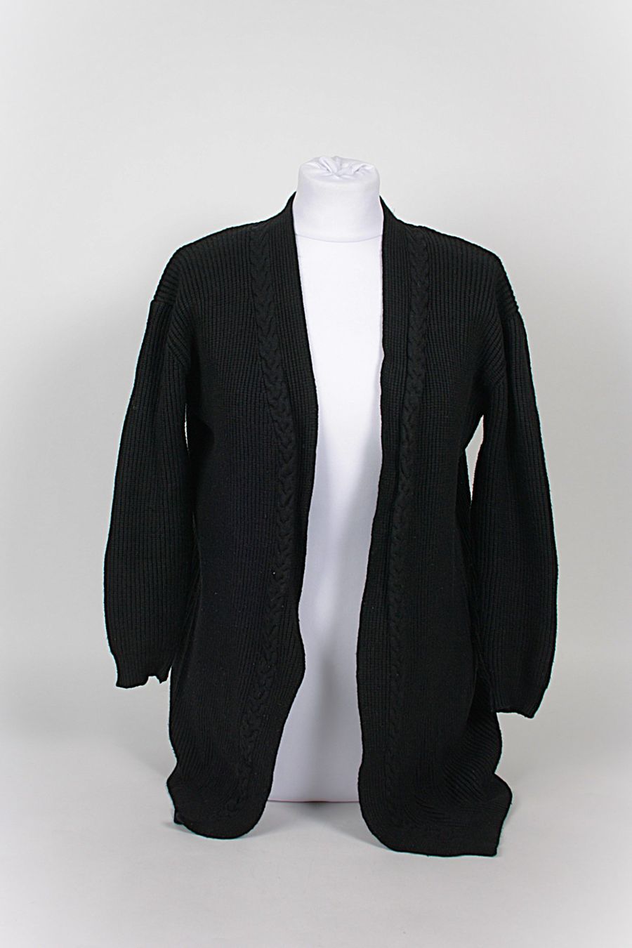 Jacken: Schwarzer Strick-Cardigan – Gebraucht aus Zollikofen von Restwert_Zollikofen