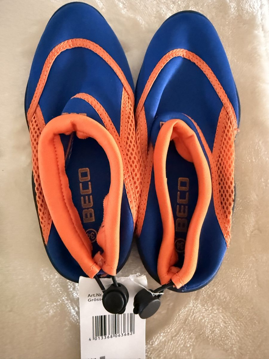 Chaussures garçon: NEUE Beco Badeschuhe in Gr. 34 – Neuf avec emballage d'origine à Rotkreuz par ZG6343
