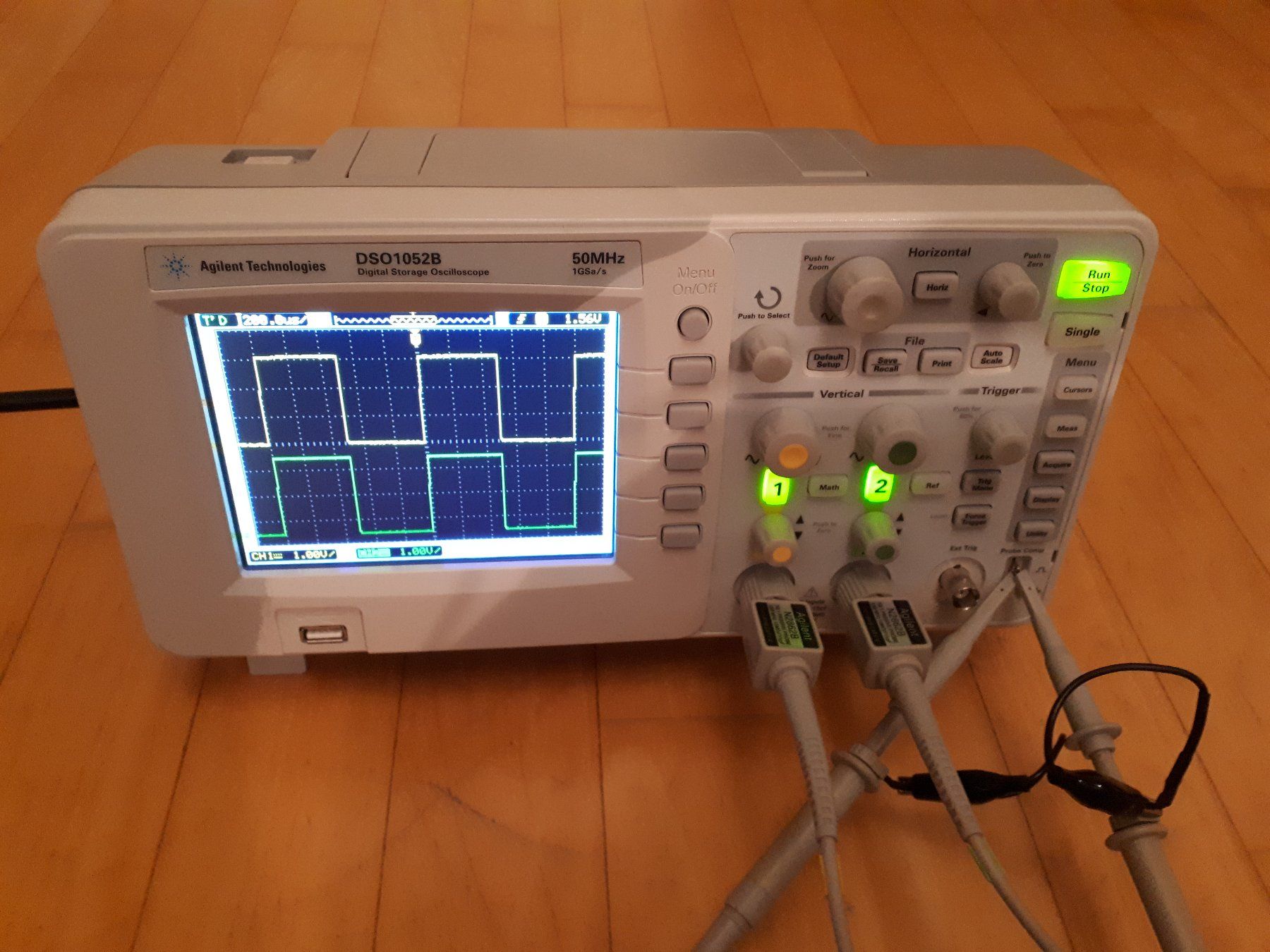 Agilent Misurare: Oszilloskop Agilent DSO1052B – Usato da Jenins venduto da Sgnurednax