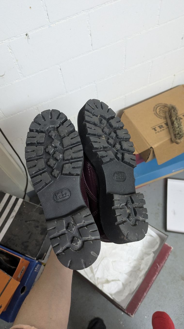 Scarpe da donna: weinrote Stiefel – Usato da Morgarten venduto da rra_jvw7 2