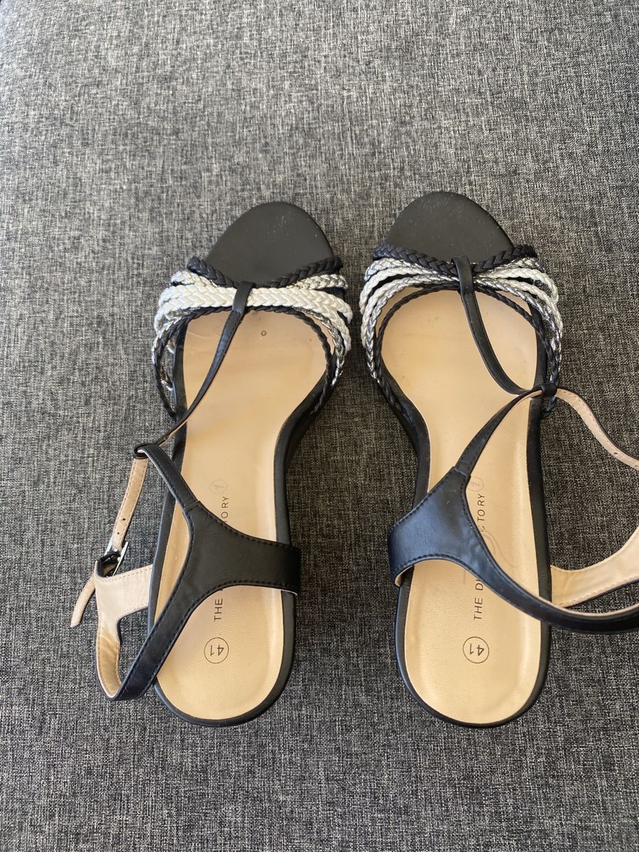 Scarpe da donna: Sandalen – Nuovo (secondo la descrizione) da Thun venduto da reb_qd7f 4