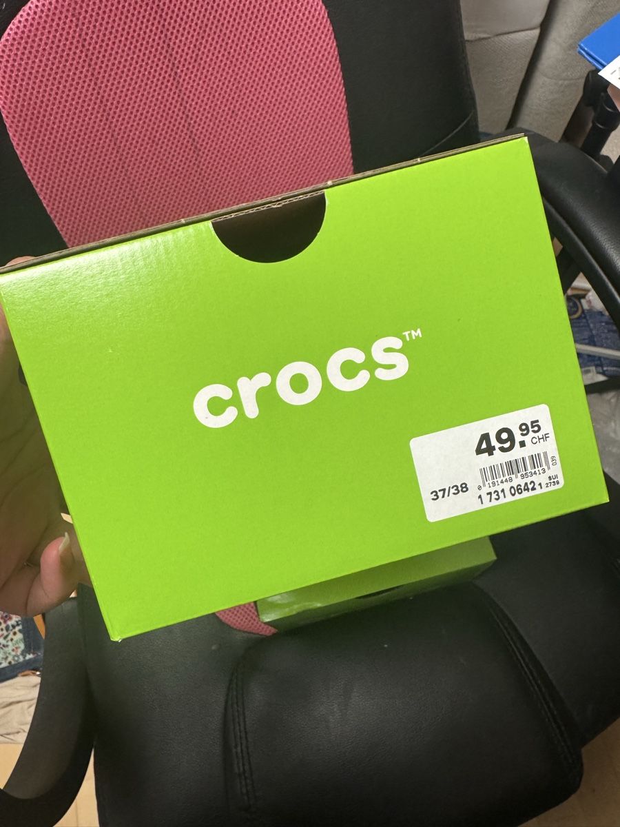 Crocs Schuhe für Jungen: Pink crocs – Neu und originalverpackt aus Wohlen AG von bongo8nunu 1