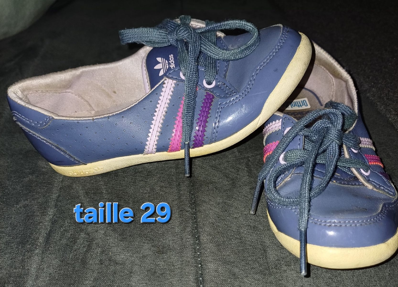 Adidas Scarpe per ragazzi: adidas taille 29 – Usato da Lausanne venduto da RUBY.1990