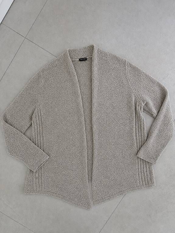 Giacche: Strickjacke Gr. S-M – Usato da Merlischachen venduto da GlamGarb 1