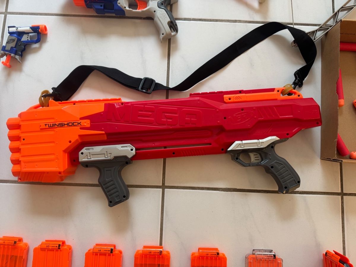 Nerf Jouets: Nerf-Box – D'occasion à Rütihof par Baegi 2