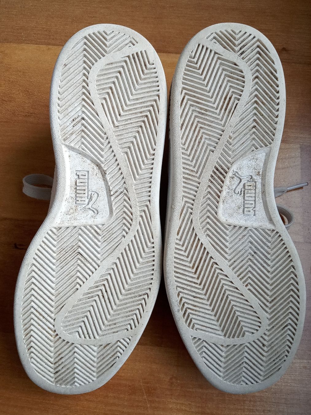Puma Scarpe da donna: Puma Sneaker, Grösse 38.5 – Usato da Büren SO venduto da swelch 2
