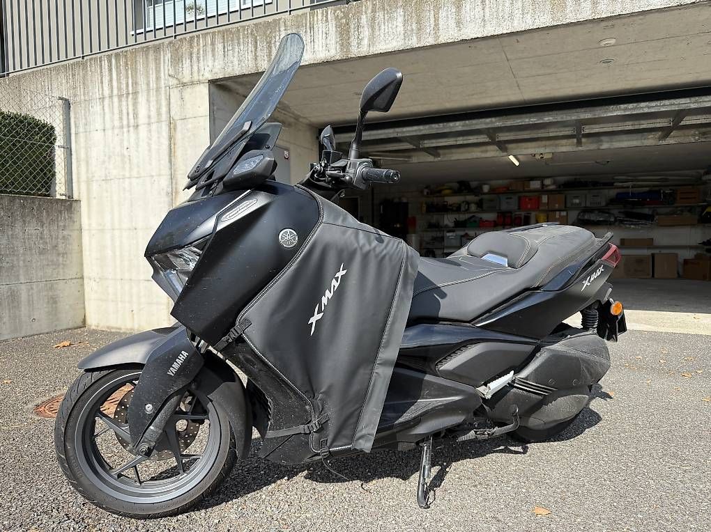 Scooters: Yamaha X-Max 300 Tech Max  – D'occasion à Schlierbach par mtx999 3