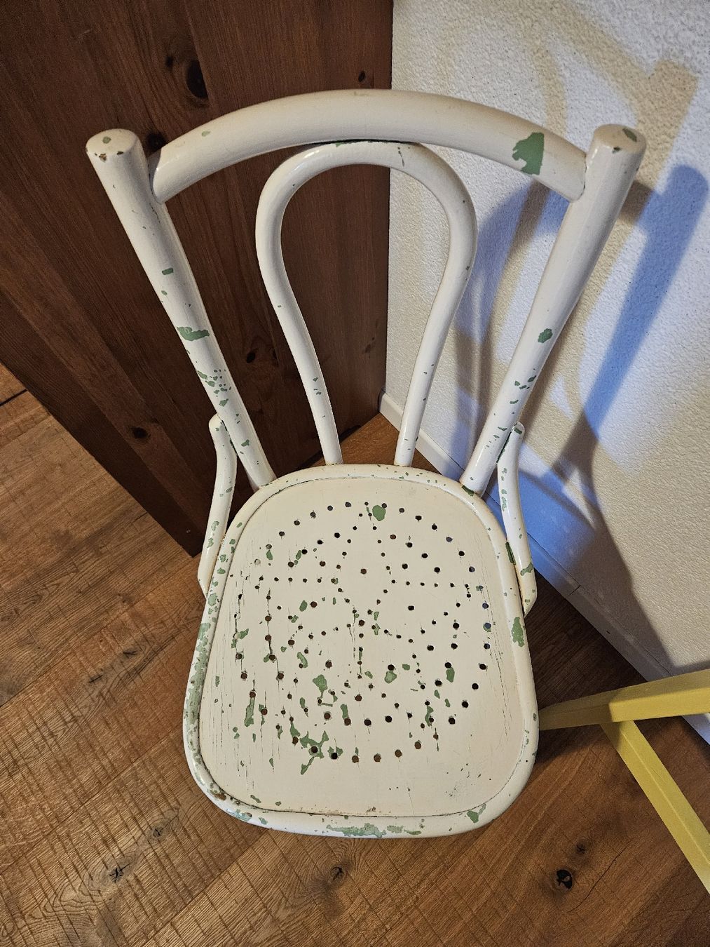 Sedie: Shabby Chic Stuhl creme/grün farbig – Usato da Menziken venduto da the_zw6x 2