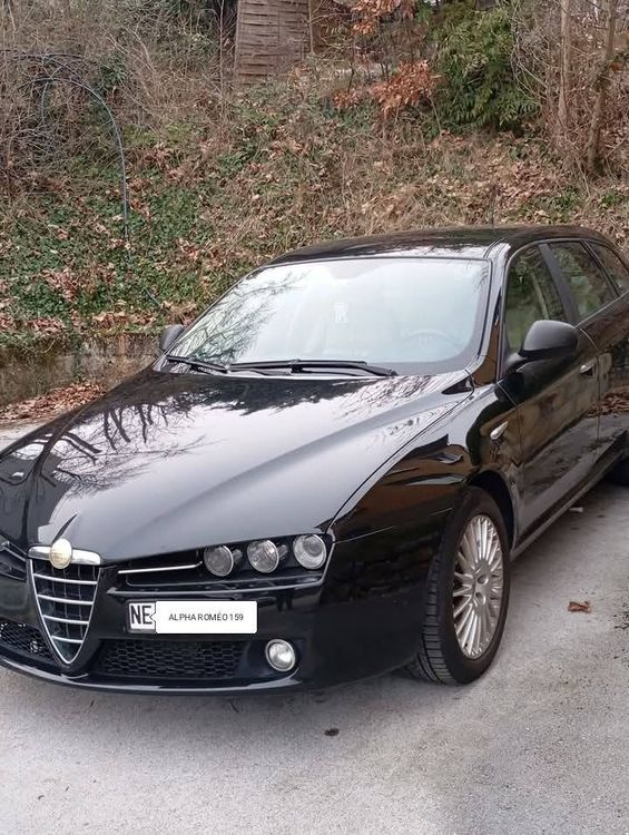 Alpha Romeo Voiture Tourisme 159,1.9 JTD 16V BREAK (D'occasion) à ...