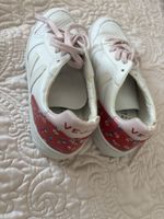 Baskets Veja blanches roses motif floral taille 39
