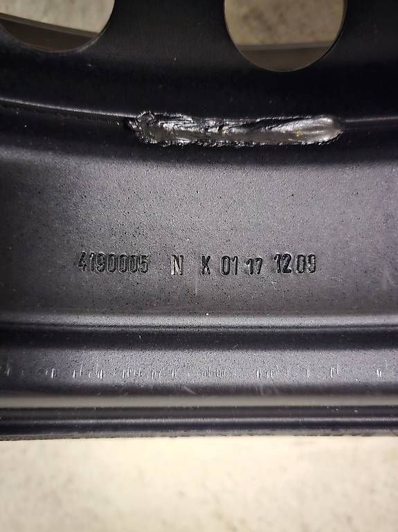 Pneus & Kompletträder: Audi A8 Ersatzrad – Gebraucht aus Winterthur von Alex771 2