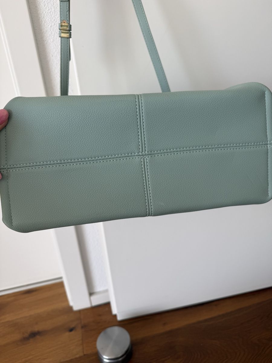 Taschen für Damen: Mintfarbene Handtasche, neu – Neu (gemäss Beschreibung) aus Thayngen von lapalosa 1