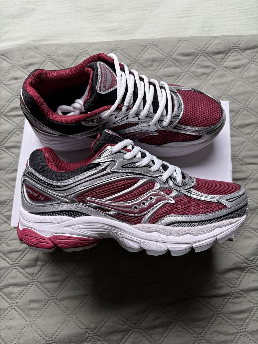 Saucony Herrenschuhe: Baskets Saucony rouge bordeaux – Neu und originalverpackt aus Le Lignon von hzrl 1